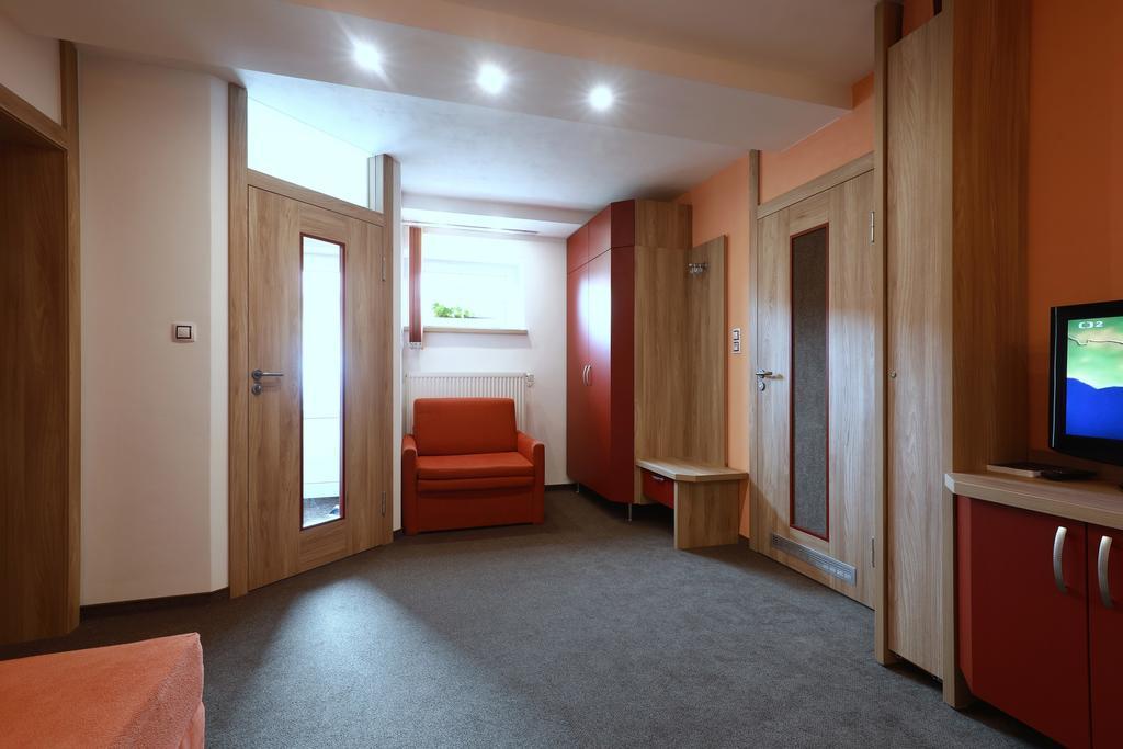 Wellness Penzion Pod Rozhlednou Kostelec nad Orlicí Exterior foto